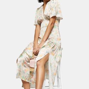 NWT Topshop Willow Midi Dress in multi-colored floral